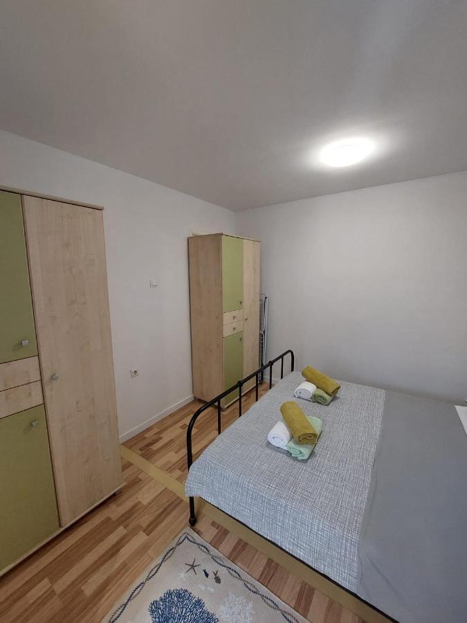 Apartman Katarina เซรส ภายนอก รูปภาพ