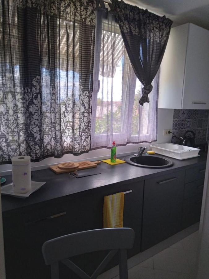 Apartman Katarina Apartment เซรส ภายนอก รูปภาพ